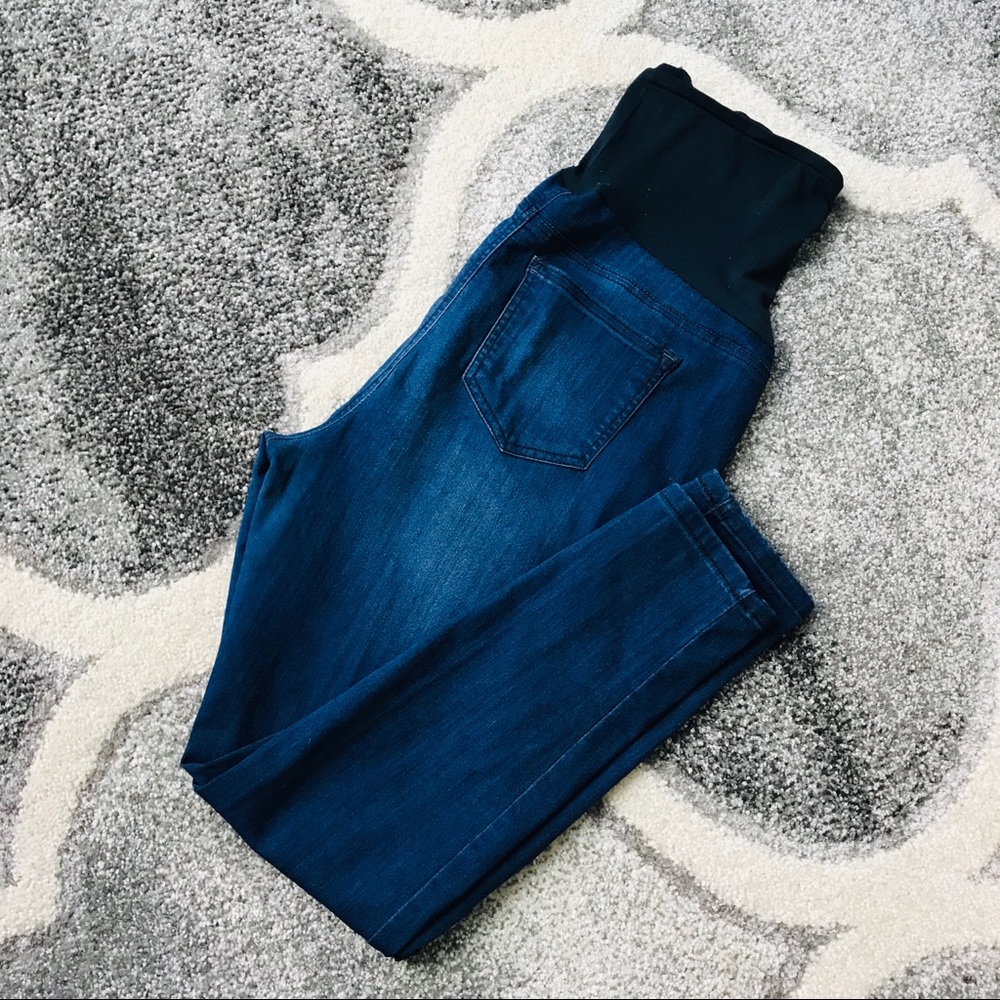 Celebrity Pink Maternity Skinny Jeans Large